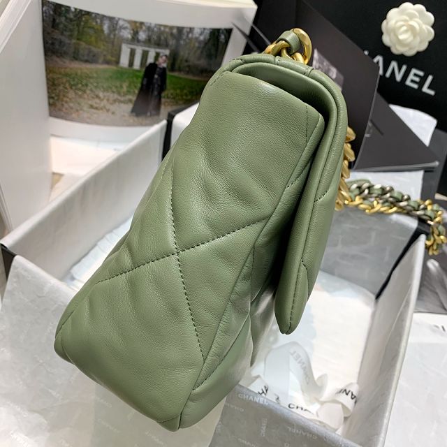 CC original calfskin medium 19 flap bag AS1161 green