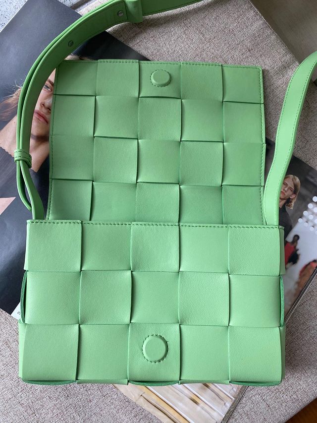 BV original lambskin cassette crossbody bag 578004 avocado