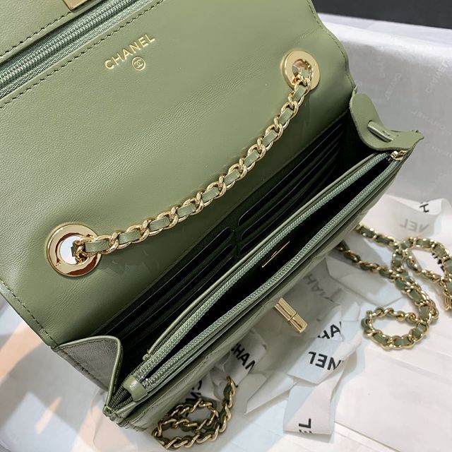 CC original lambskin wallet on chain 80982 green