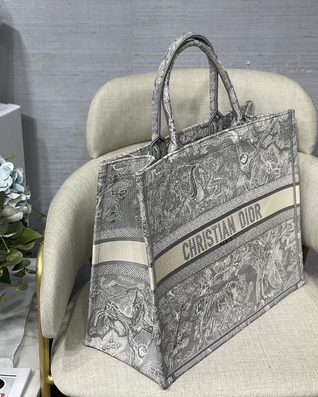 Dior original canvas book tote bag M1286 light grey