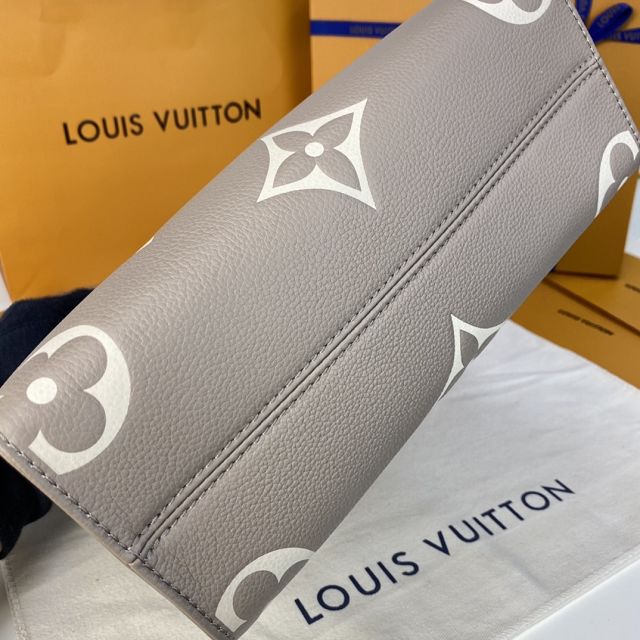 Louis vuitton original embossed calfskin onthego pm m45779 grey