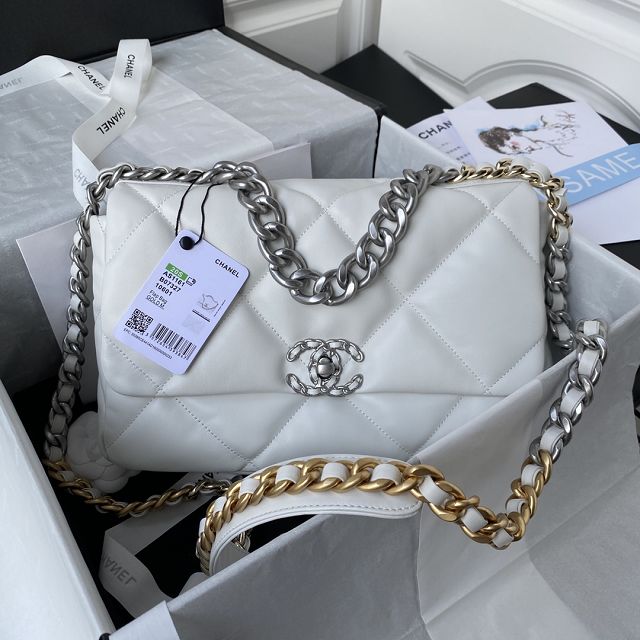 CC original lambskin 19 medium flap bag AS1161 white