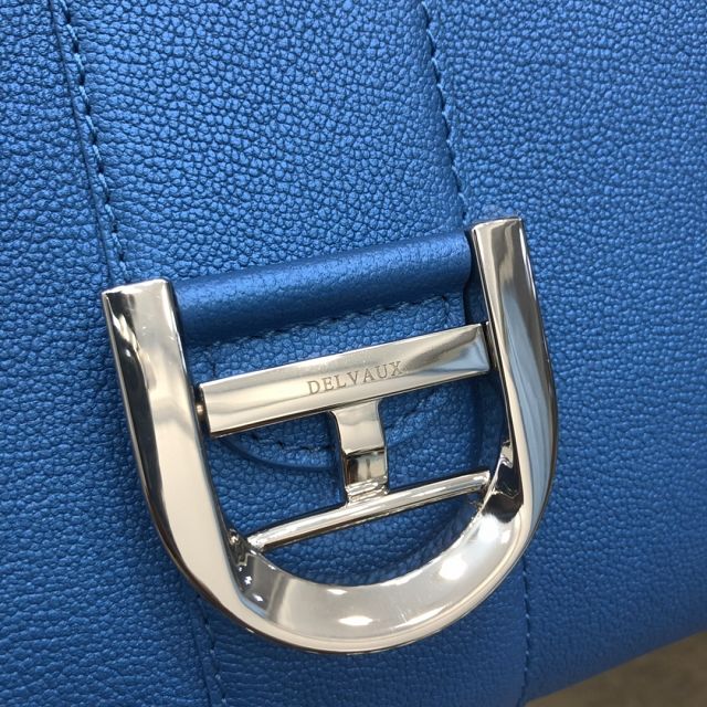 Delvaux original grained calfskin brillant bag MM AA0555 blue
