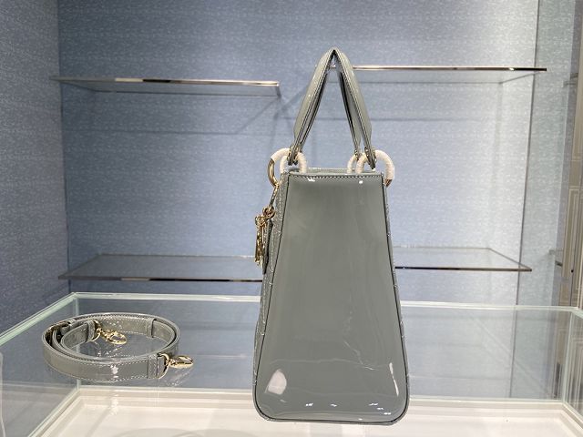 Dior original patent calfskin medium lady dior bag M0565-2 light grey