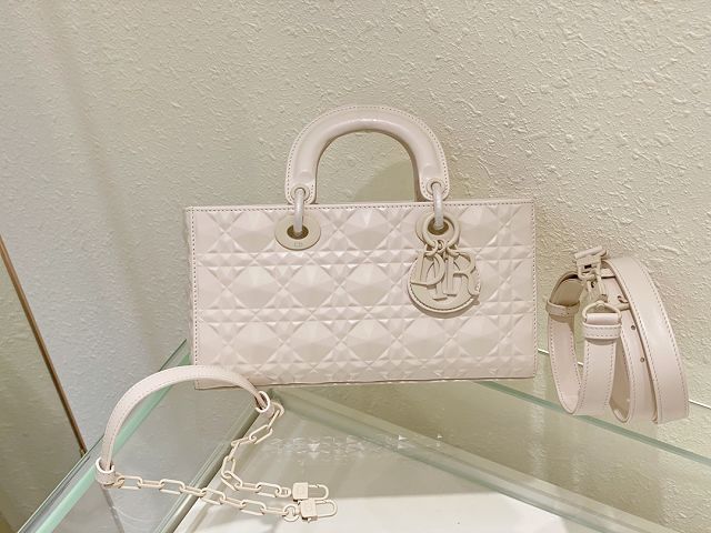 Dior original calfskin lady D-Joy bag M0540 white