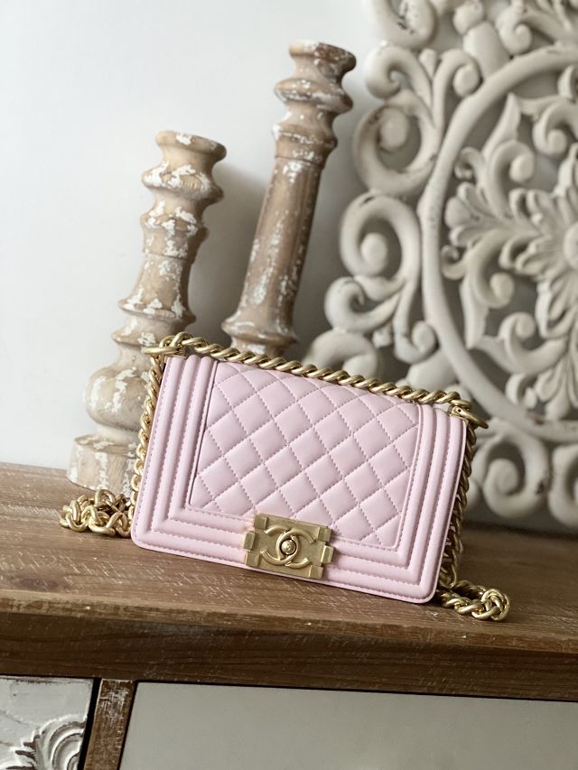 CC original lambskin small boy handbag A67085 light pink