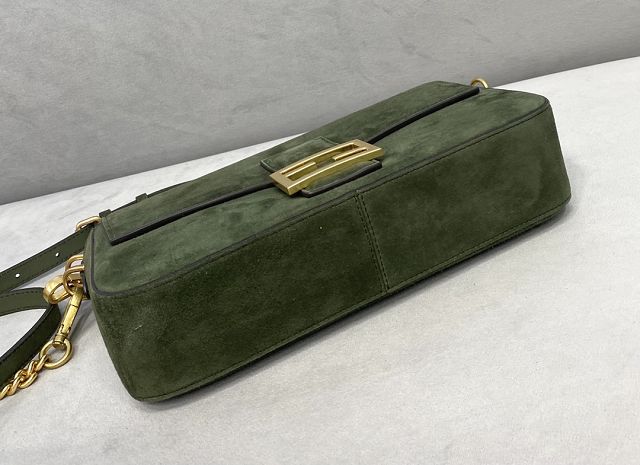 Fendi original suede medium baguette bag 8BR600 green
