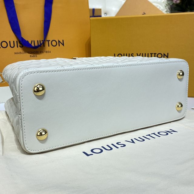 Louis vuitton original lambskin capucines mm handbag M55366 white