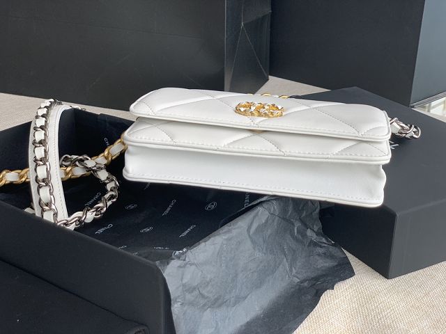 CC original lambskin 19 wallet on chain AP0957 white