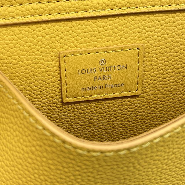 Louis vuitton original calfskin aerogram slingbag M59625 yellow