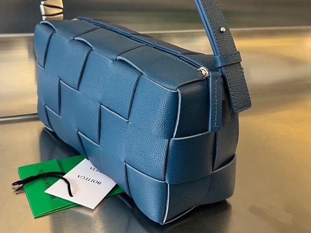 BV original grained calfskin brick cassette bag 715655 deep blue