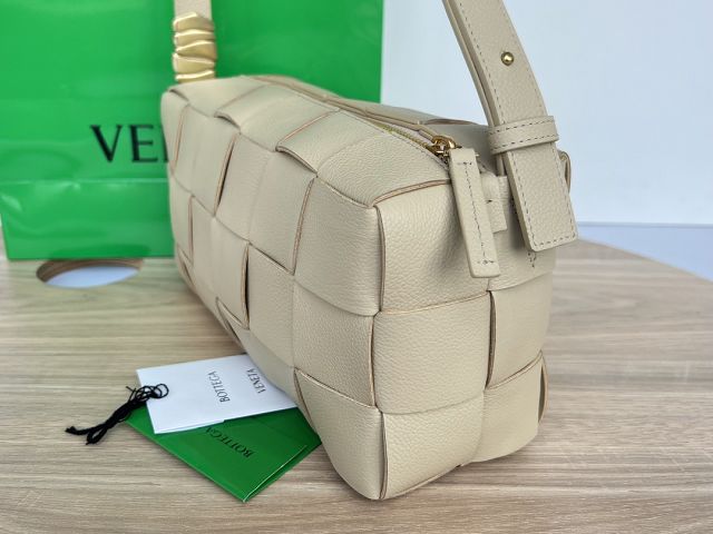 BV original grained calfskin brick cassette bag 715655 porridge