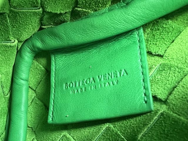 BV original lambskin small camera bag 710048 green