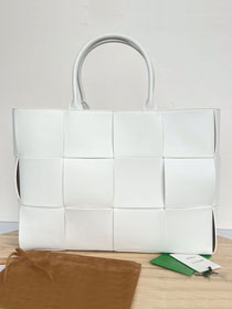 BV original calfskin large arco tote bag 680165 white