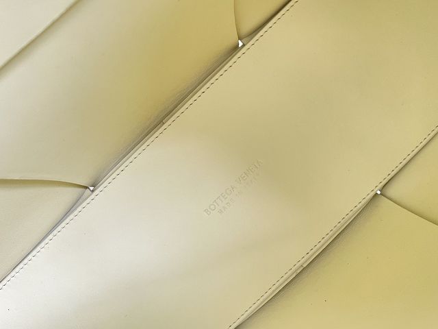 BV original lambskin medium arco tote bag 609175 light yellow