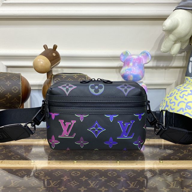 Louis vuitton original calfskin comet messenger bag M22495 black