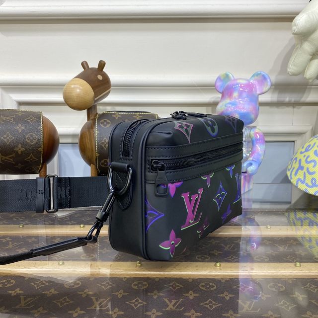 Louis vuitton original calfskin comet messenger bag M22495 black