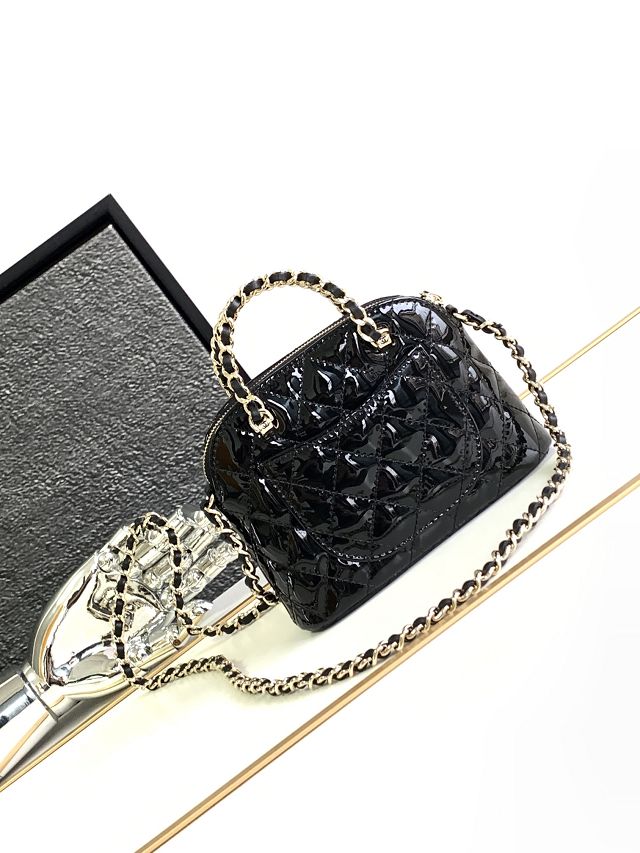 CC original patent calfskin clutch with chain AP3354 black