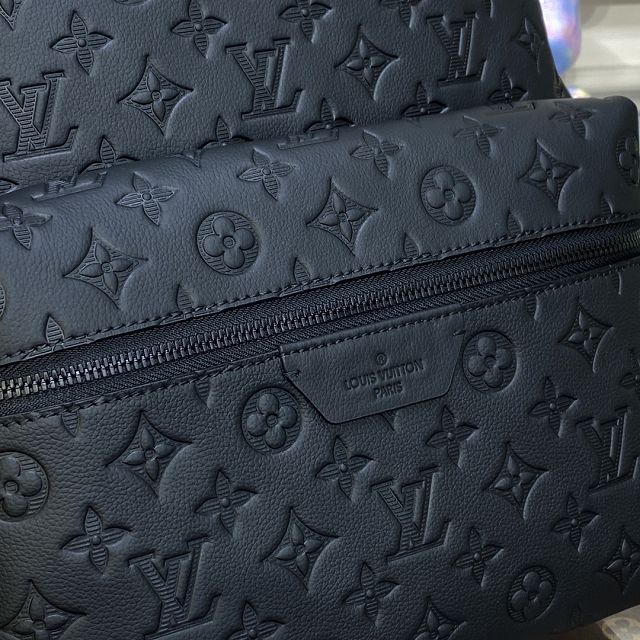 Louis vuitton original calfskin discovery backpack M46553 black