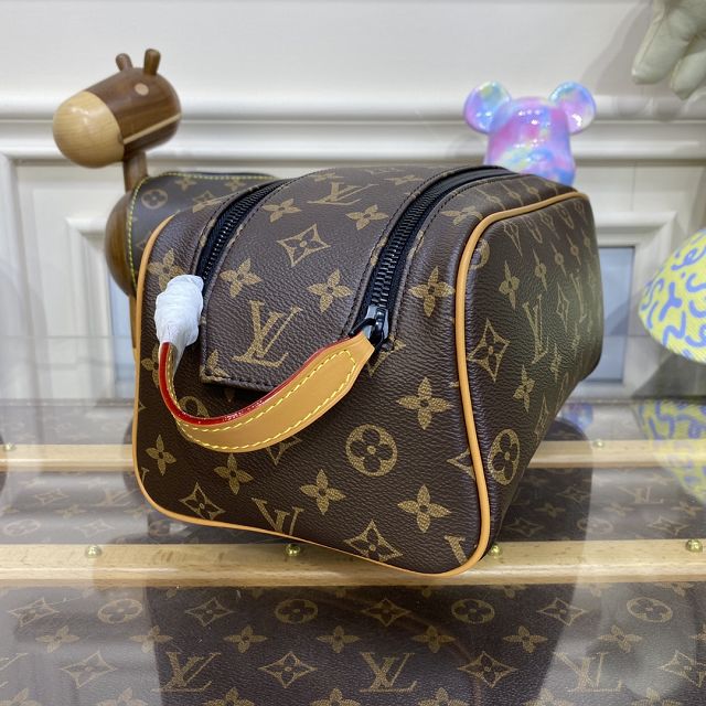 Louis vuitton original monogram canvas dopp kit toiletry pouch M44493 