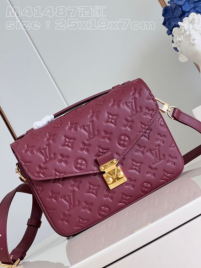 2017 louis vuitton original calfskin pochette metis M46613 wine