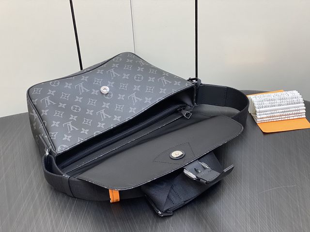 Louis vuitton original monogram eclipse montsouris messenger bag M46685	