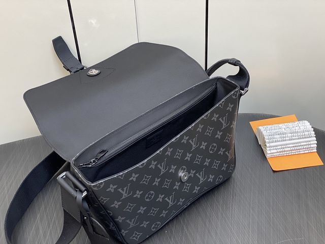 Louis vuitton original monogram eclipse montsouris messenger bag M46685	