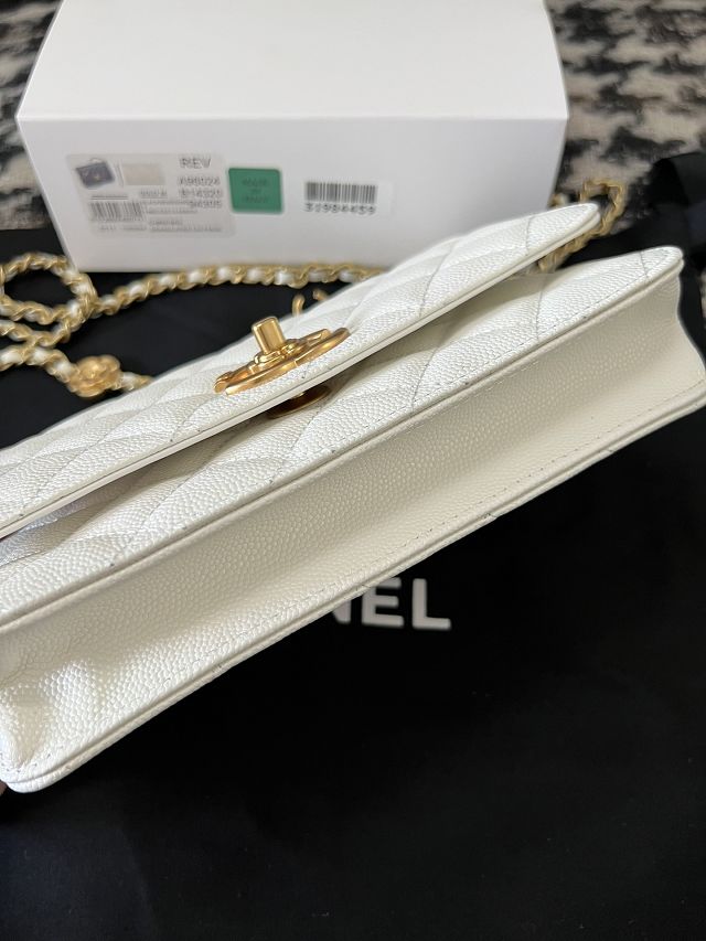 CC original grained calfskin wallet on chain AP3580 white