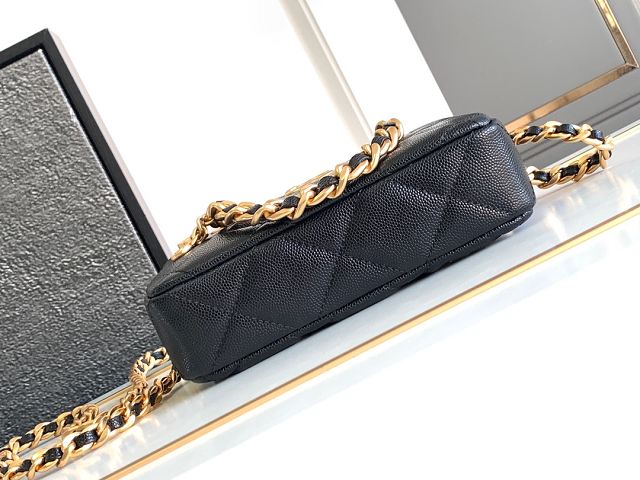 2024 CC original grained calfskin clutch with chain AP3495 black