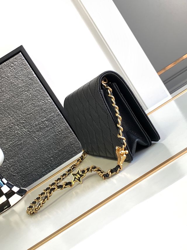 CC original grained calfskin clutch with chain AP3582 black