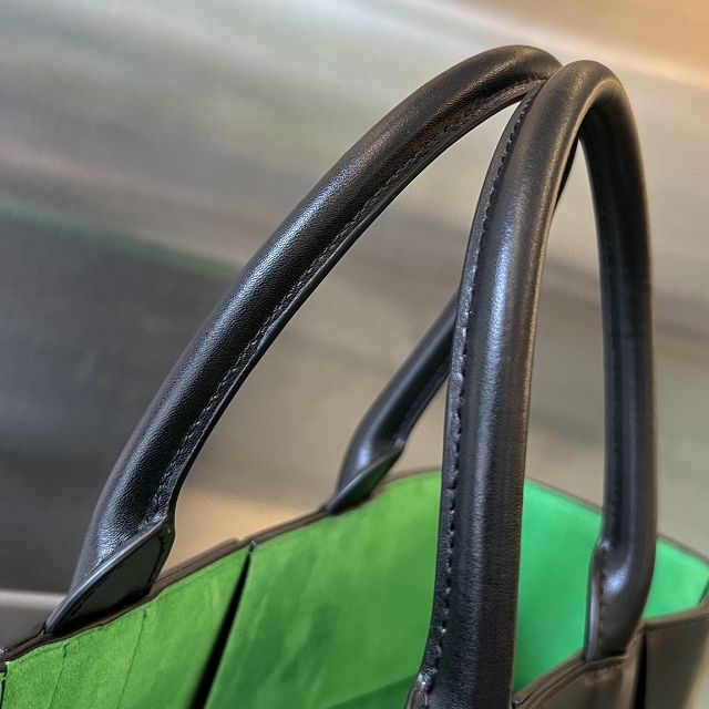 BV original calfskin medium arco tote bag 729244 black&green