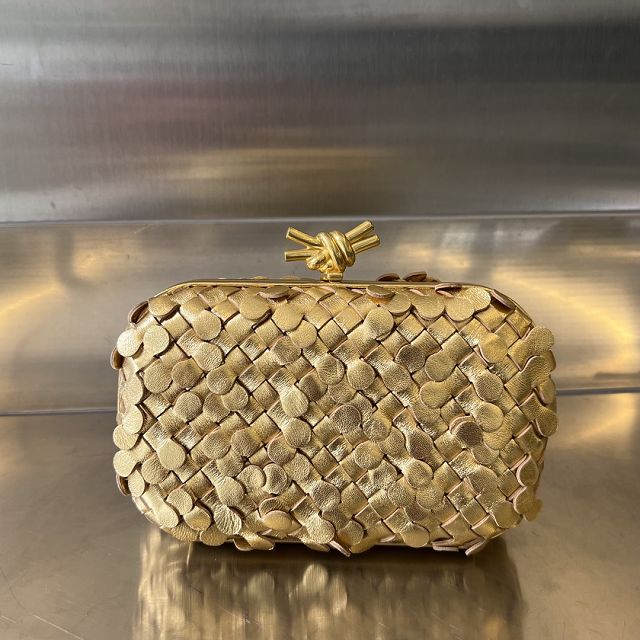 BV original lambskin knot pouch 717622 gold