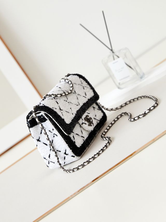 CC original sequins large flap bag AS4063 white