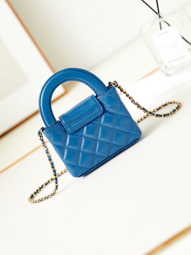 CC original aged calfskin clutch with chain AP3435 blue