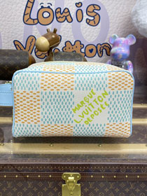 Louis vuitton original damier canvas locker dopp kit N40747 light blue