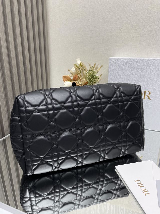 Dior original calfskin large toujours bag M2820 black