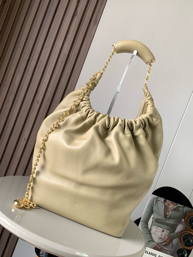 Loewe original lambskin medium squeeze bag A914Q37 light green