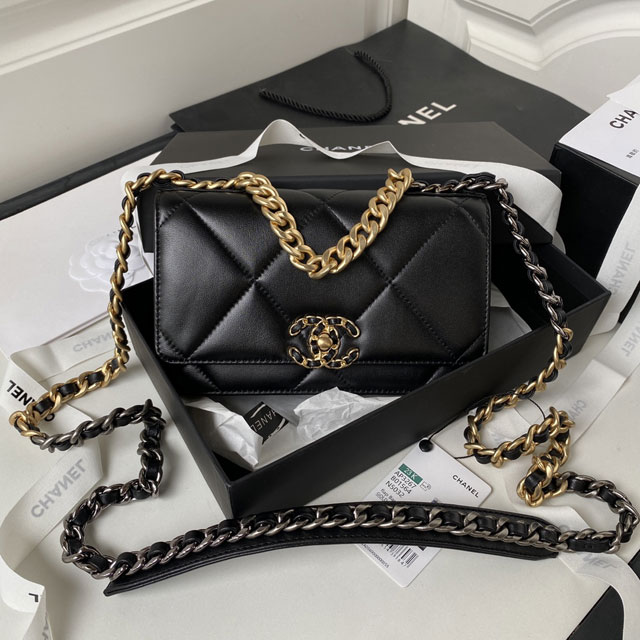 CC original lambskin 19 wallet on chain AP3267 black