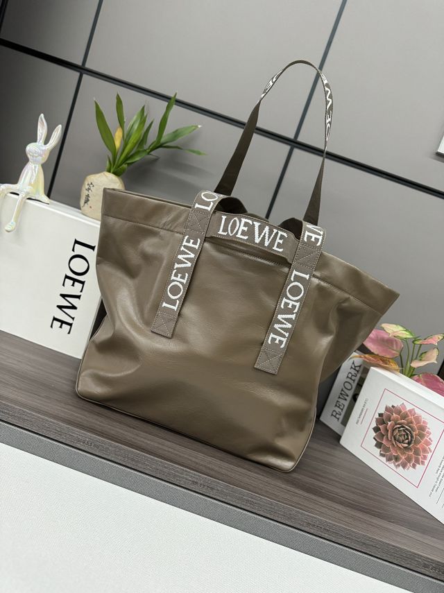 Loewe original calfskin fold shopper bag B507X23 olive