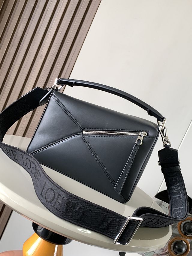 Loewe original calfskin small puzzle bag A510P60 black