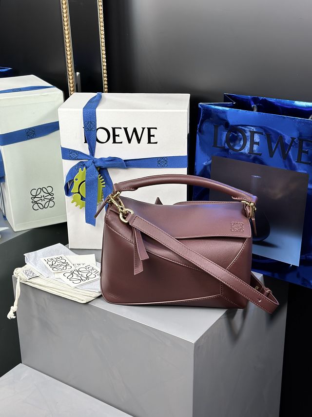 Loewe original calfskin small puzzle bag A510P60 bordeaux