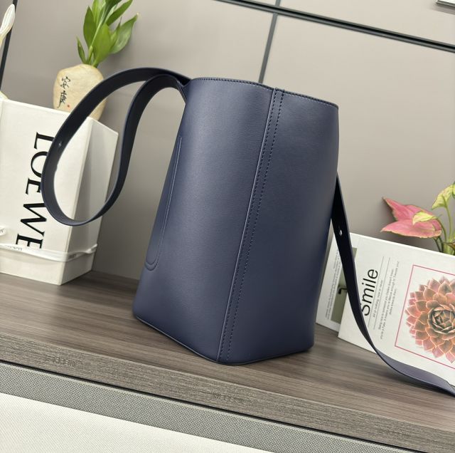 Loewe original calfskin medium pebble bucket BBMX02 navy blue