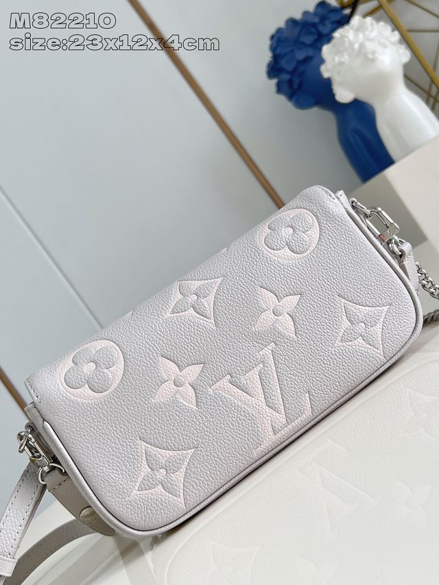 Louis vuitton original calfskin wallet on chain Ivy M82210 grey