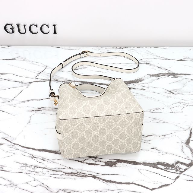 GG original canvas emblem mini bucket bag 815118 white