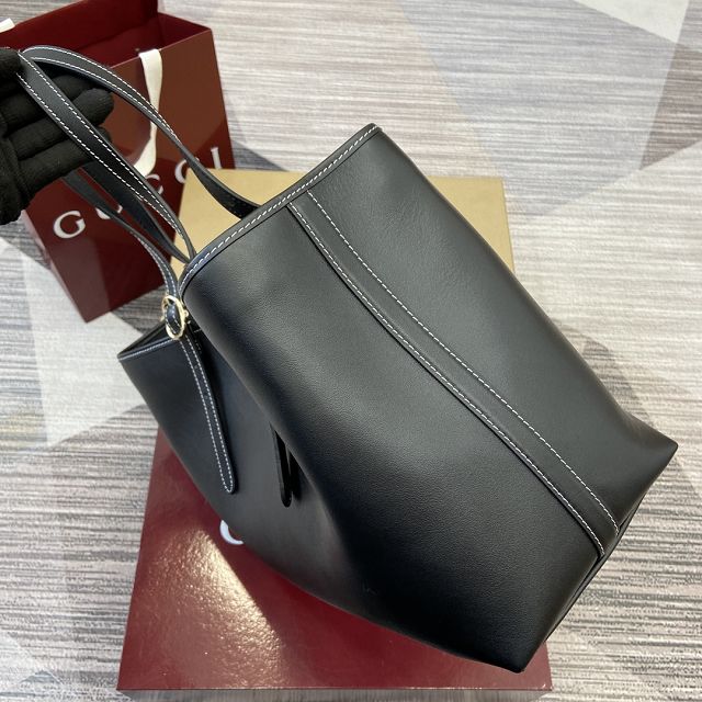 GG original calfskin emblem medium tote bag 815213 black