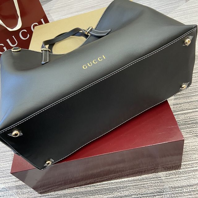 GG original calfskin emblem medium tote bag 815213 black