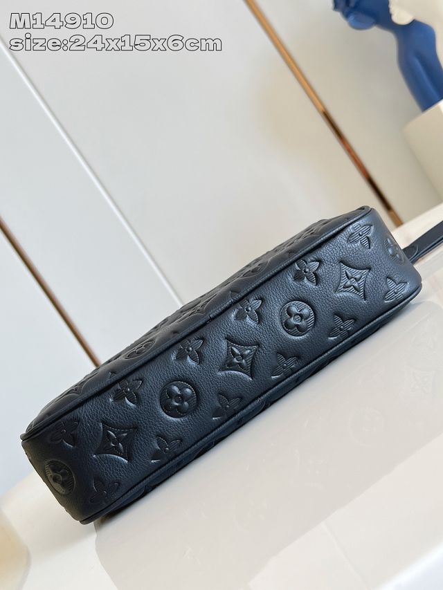Louis vuitton original calfskin pochette kasai M14910 black