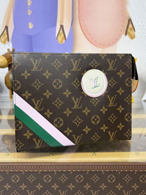 Louis vuitton original monogram canvas toilet pouch M25820