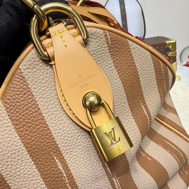 Louis vuitton original soft calfskin speedy P9 40 M24422 apricot