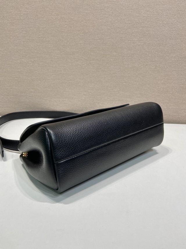 Prada original calfskin shoulder bag 1BN022 black